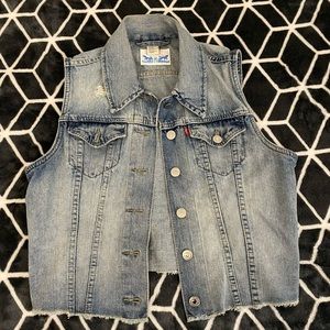 Levi’s denim vest